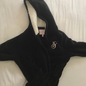 VS Robe